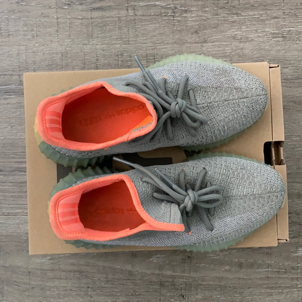 Yeezy Boost 350 v2